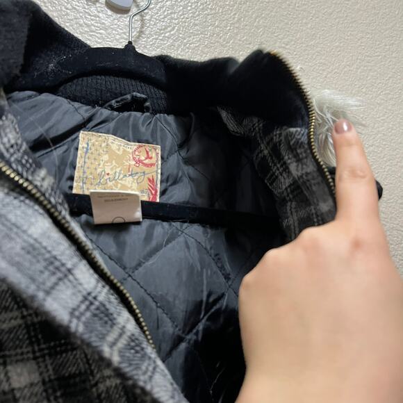 Billabong Coat Black Gray Plaid Wool Blend Faux Fur Hooded Jacket Sz S - Picture 12 of 12